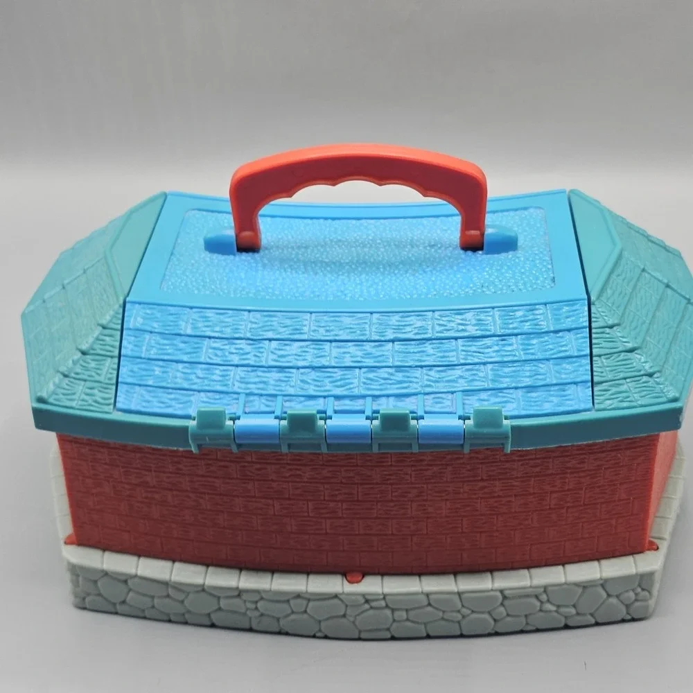 Vintage Thomas And Friends Take Along Roundhouse Station Track Storage